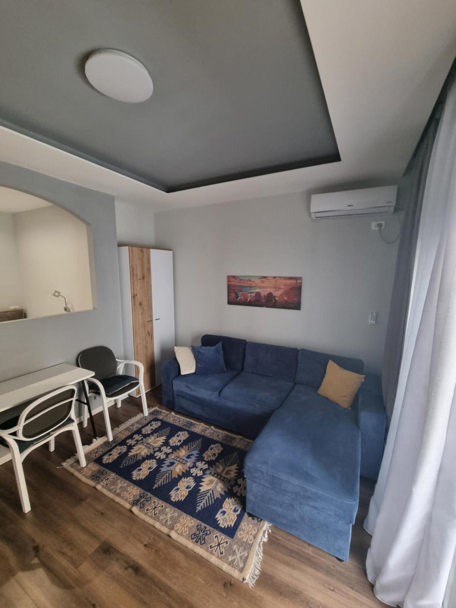 Leilighet Alti Beachfront Apartments Vlorë